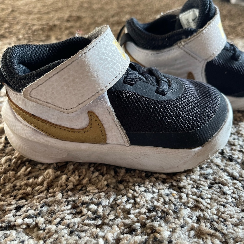 Nike Size 6C